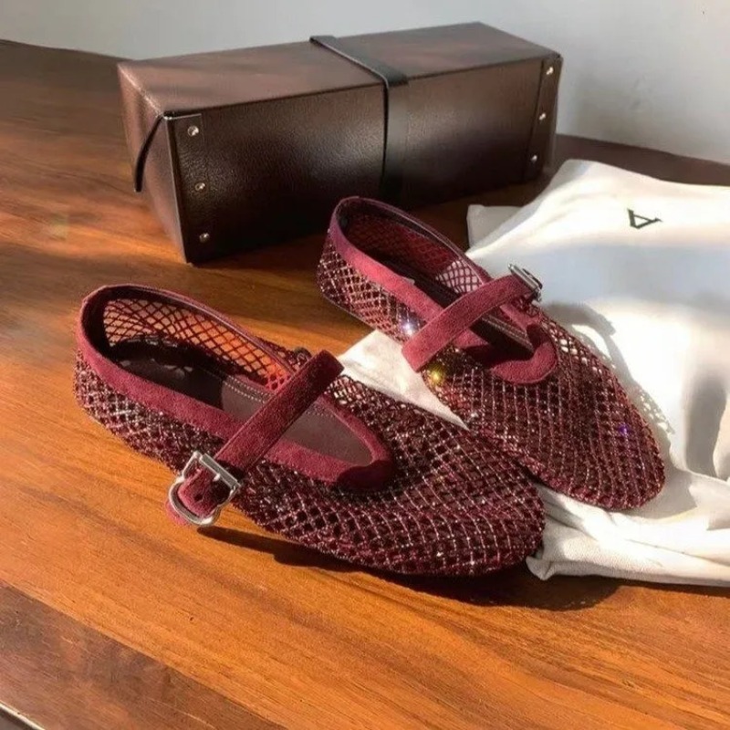 Hollow Rhinestone Baotou Sanda - đánh giá và giá Sandals